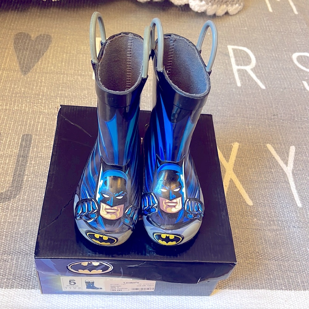 Batman rain boots size 5 toddler